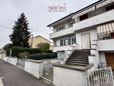 Foto Case semi ndipendenti a Lugo di 210 m² con 5 locali in vendita