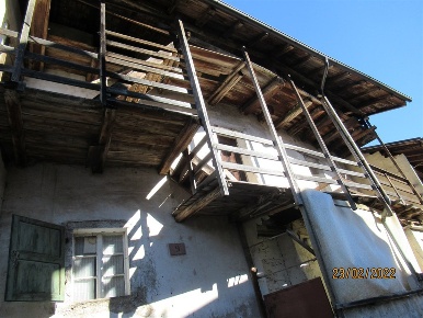 Foto Rustico a Civezzano di 300 m² con 13 locali in vendita