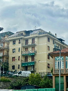 Foto Appartamento in Salita del Boschetto, Rapallo Sant'Anna di 75 m²