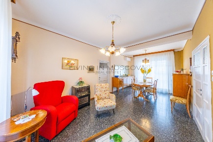 Foto Appartamento in Via Jacopino da Tradate 9, Milano Certosa di 91 m²