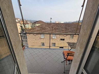 Foto Appartamento in Via Mario Zino 4, Campomorone Centro di 64 m²