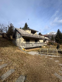 Foto Villa unifamiliare in via sasso della volpe 18, Oltre il Colle