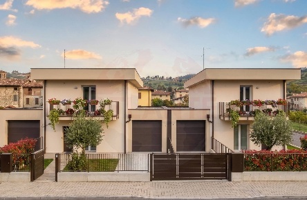 Foto Villa a schiera in via Vittorio Emanuele II, Capriolo di 185 m²