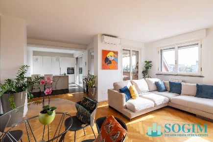 Foto Appartamento in Vicolo Borghetto 11, Monza San Biagio di 110 m²