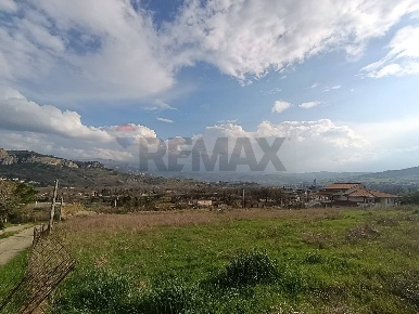 Foto Terreno residenziale in Via Sant'Emidio, Alanno di 1136 m² in vendita