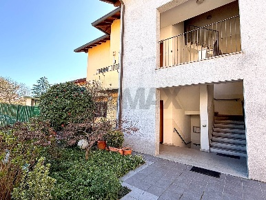 Foto Appartamento in VIA SORMANI 27, Lonate Pozzolo Centro di 145 m²