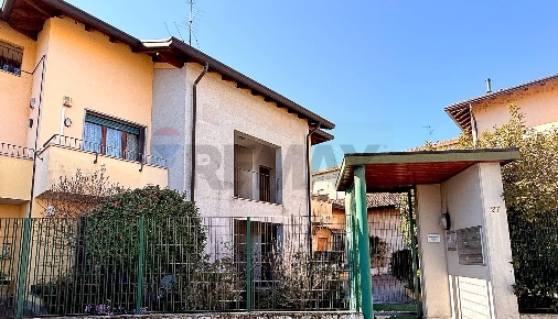 Foto Appartamento in VIA SORMANI 27, Lonate Pozzolo Centro di 145 m²