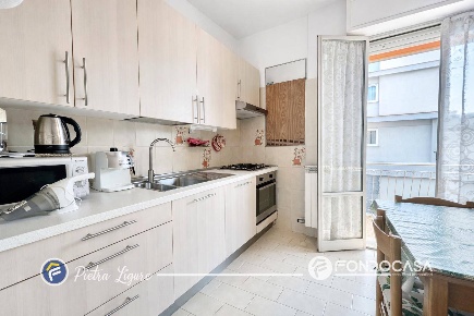 Foto Appartamento in Via Pollupice, Pietra Ligure Centro di 70 m²
