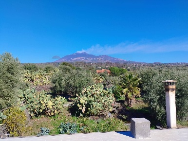 Foto Villa unifamiliare in VIA DELLE TERRE COTTE RAGALNA, Ragalna di 232 m²