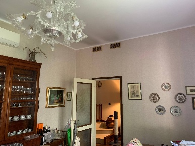 Foto Appartamento in VIA ARRIVABENE, Mantova Centro di 180 m² con 5 locali