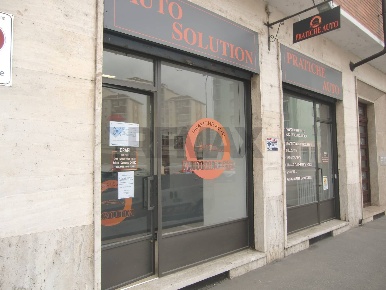 Foto Locale commerciale in Via Don Grazioli 31, Torino Mirafiori Nord