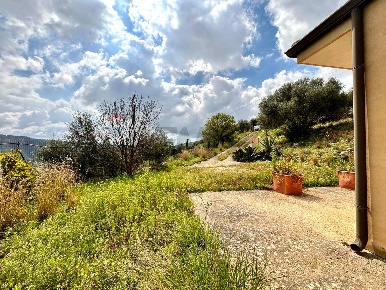 Foto Villa unifamiliare in Contrada Monte, Ragusa di 183 m² con 9 locali