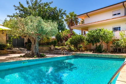 Foto Villa unifamiliare in Via  Raffaele Caravaglios 61, Castelvetrano