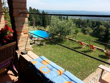 Foto Case semi ndipendenti a Monteverdi Marittimo Centro di 450 m²