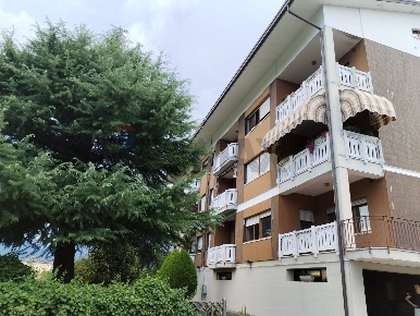 Foto Appartamento in Via Trevigiana 17, Feltre Centro di 70 m² con 4 locali
