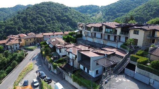 Foto Case semi ndipendenti in via pratomarone 31, Palazzago Burligo