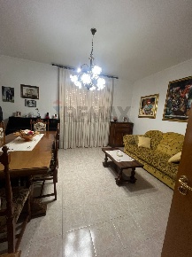 Foto Appartamento a Siracusa Tica - Zecchino di 125 m² con 7 locali