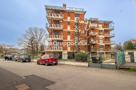 Foto Appartamento in Via Conte Caccia Dominioni 33, Magenta Centro