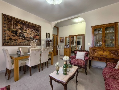 Foto Appartamento in Via Francesco Tedesco 33, Ortona Centro di 108 m²