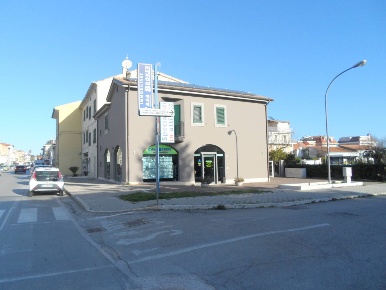 Foto Attività commerciale in Strada Statale 16, San Benedetto del Tronto
