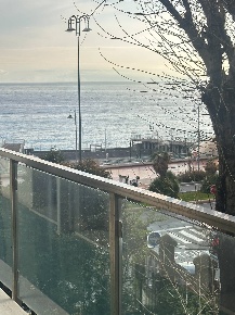 Foto Appartamento in Corso Italia 32, Genova di 79 m² con 5 locali