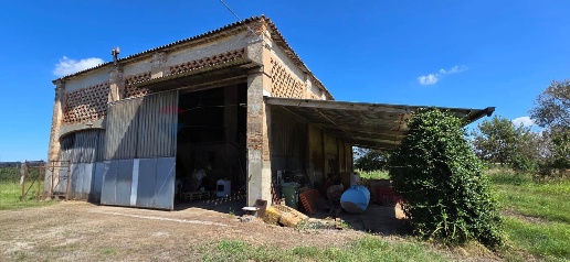 Foto Rustico a Ferrara Baura - Correggio di 400 m² con 2 locali in vendita
