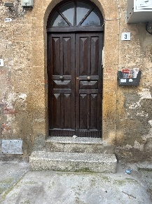 Foto Appartamento in Via Salvati 3, Caltanissetta Centro di 104 m²