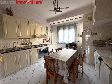 Foto Appartamento in Calata Capodichino, Napoli Ponti Rossi di 80 m²