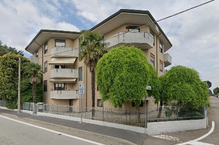 Foto Appartamento a Cisliano Centro di 120 m² con 6 locali in vendita