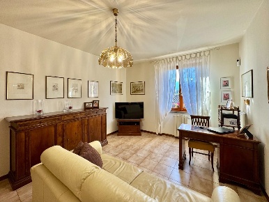 Foto Appartamento a Lucca Mugnano di 90 m² con 6 locali in vendita