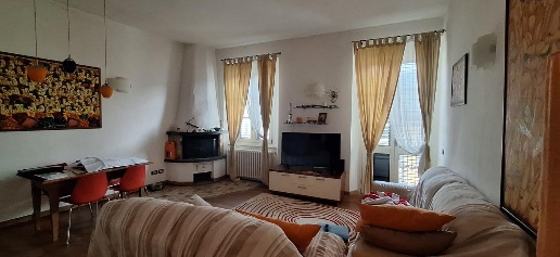 Foto Appartamento a Borgo a Mozzano Centro di 150 m² con 8 locali