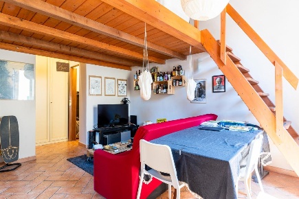 Foto Appartamento a Livorno Pontino - Bastia di 45 m² con 2 locali