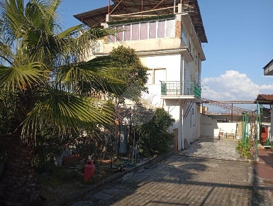 Foto Villa unifamiliare in VIA PIETRO FEDELE, Minturno di 250 m² in vendita