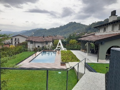 Foto Attività commerciale a San Giovanni Lupatoto Centro di 40 m²