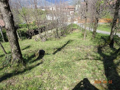 Foto Terreno edificabile a Ello di 1900 m² in vendita