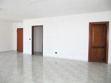 Foto Ufficio a Brindisi Commenda di 150 m² con 4 locali in vendita