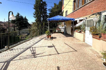 Foto Appartamento in salita san rocco, Carrara Centro di 159 m² in vendita
