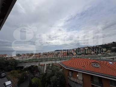 Foto Appartamento in Pizzorno, Varazze Centro di 67 m² con 3 locali