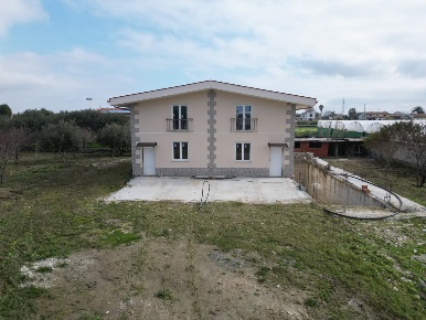 Foto Magazzino in Via Santa Marina SNC, Milazzo Ponente di 200 m²