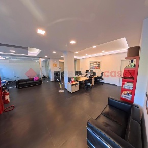 Foto Ufficio in Via Pian di ScÃ² 60, Roma Nuovo Salario di 140 m²