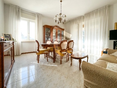 Foto Appartamento a Jesi San Francesco - Papa Giovanni XXIII di 166 m²