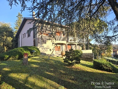 Foto Villa unifamiliare in Via Giovanni Boccaccio, Città di Castello Centro