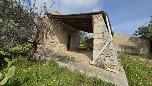 Foto Terreno agricolo in Traversa Grotta Perciata, Siracusa Tivoli