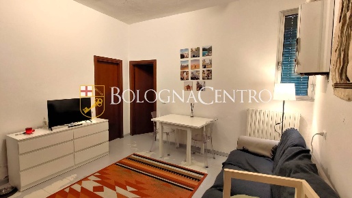 Foto Appartamento in Via San Petronio Vecchio, Bologna Santo Stefano