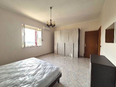 Foto Appartamento in Via Antonio Izzi de Falenta 11, Catanzaro di 80 m²
