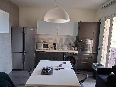 Foto Appartamento in via dei gelsi 12, Comiso Centro di 120 m² con 6 locali