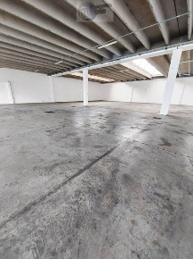 Foto Capannone industriale in Viale Unità Europea, Rovigo di 1100 m²