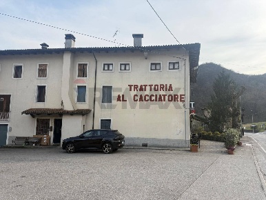 Foto Locale commerciale in Via Centro Priabona 13, Monte di Malo Priabona