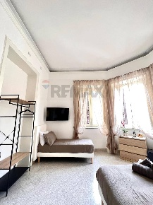 Foto Attività commerciale in Via Domenico Costantino 26, Palermo di 100 m²