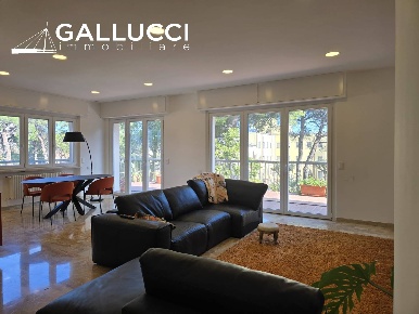 Foto Attico in Via Edoardo Scarfoglio, Pescara Pineta di 188 m² in affitto